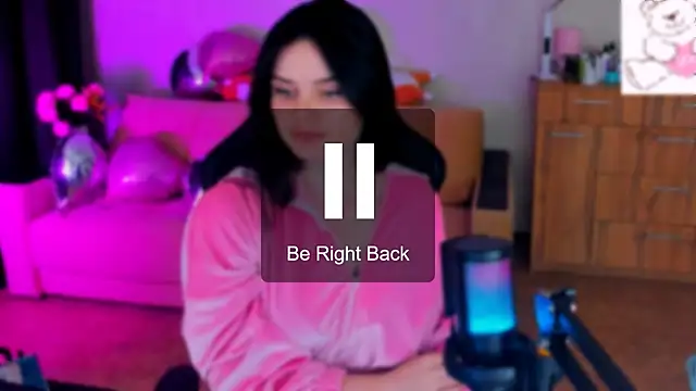 Snapshot of Lora_Cain chatting on February 22, 2025, 5:02 pm Lora Cain online show from February 22, 2025, 5:02 pm