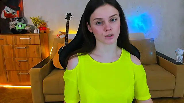 Snapshot of Lora_Cain chatting on December 5, 2024, 2:17 pm Lora Cain online show from December 5, 2024, 2:17 pm