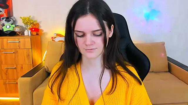 Snapshot of Lora_Cain chatting on December 5, 2024, 5:23 pm Lora Cain online show from December 5, 2024, 5:23 pm