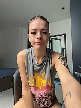 -Sexy Barbie- online show from November 25, 2025, 3:29 am