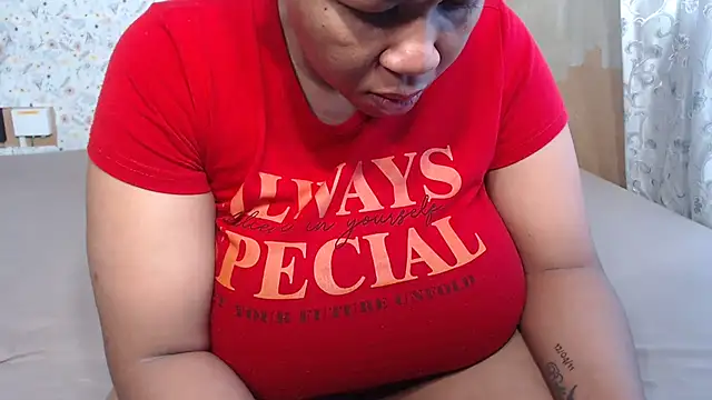 Snapshot of FlavoredNia chatting on November 22, 2025, 4:33 am FlavoredNia online show from November 22, 2025, 4:33 am