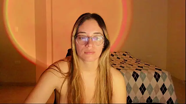 atenas 05  online show from October 30, 2025, 9:18 am