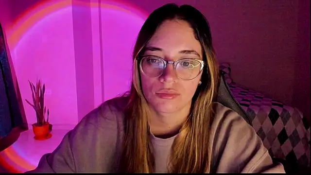 atenas 05  online show from November 20, 2025, 9:21 am