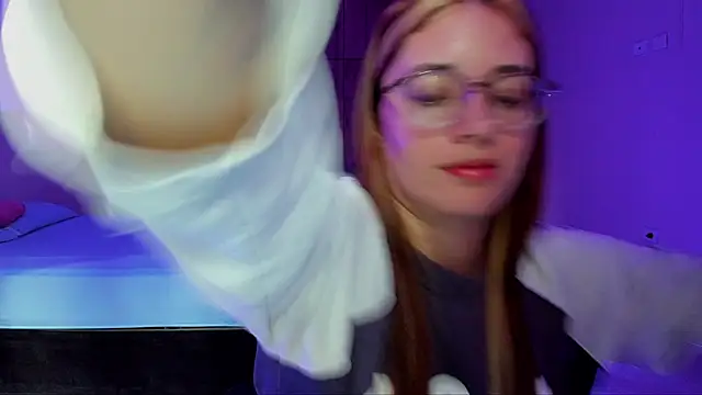 atenas 05  online show from February 27, 2025, 6:42 pm