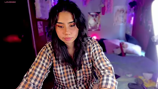 kiki cavilll online show from February 19, 2025, 2:55 pm