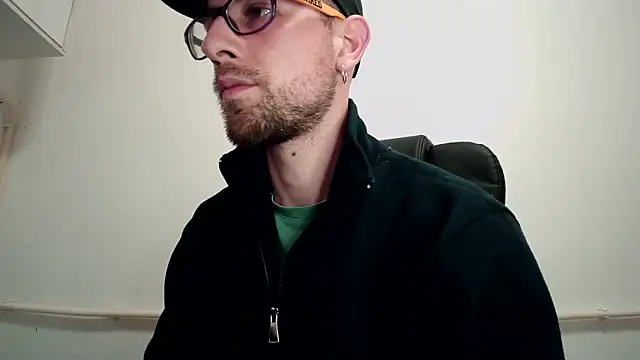 Snapshot of mikealcorleone chatting on March 11, 2025, 8:09 pm mikealcorleone online show from March 11, 2025, 8:09 pm