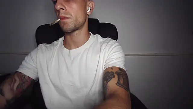 Snapshot of mikealcorleone chatting on September 23, 2025, 9:00 pm mikealcorleone online show from September 23, 2025, 9:00 pm