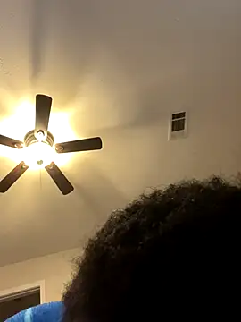 Snapshot of DI4MOND_FIR3 chatting on October 14, 2025, 2:50 pm DI4MOND FIR3 online show from October 14, 2025, 2:50 pm