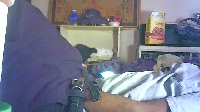 Snapshot of DI4MOND_FIR3 chatting on April 12, 2026, 8:23 pm DI4MOND FIR3 online show from April 12, 2026, 8:23 pm