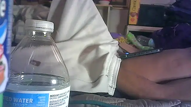 Snapshot of DI4MOND_FIR3 chatting on March 27, 2026, 8:32 pm DI4MOND FIR3 online show from March 27, 2026, 8:32 pm