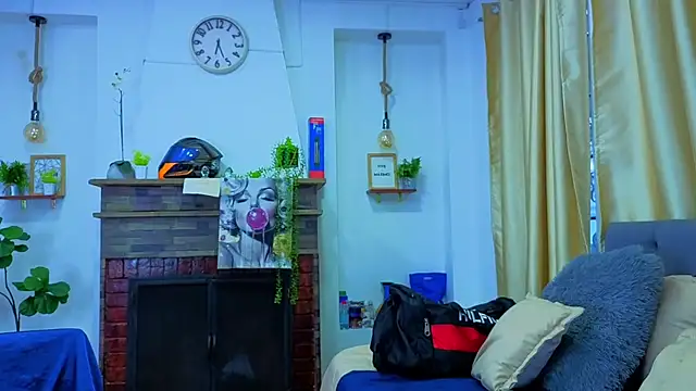 Snapshot of dulce_celeste15 chatting on March 13, 2026, 1:38 pm dulce celeste15 online show from March 13, 2026, 1:38 pm