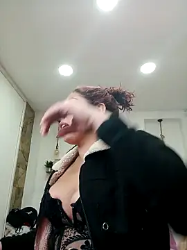 Snapshot of dulce_celeste15 chatting on March 31, 2026, 1:46 pm dulce celeste15 online show from March 31, 2026, 1:46 pm