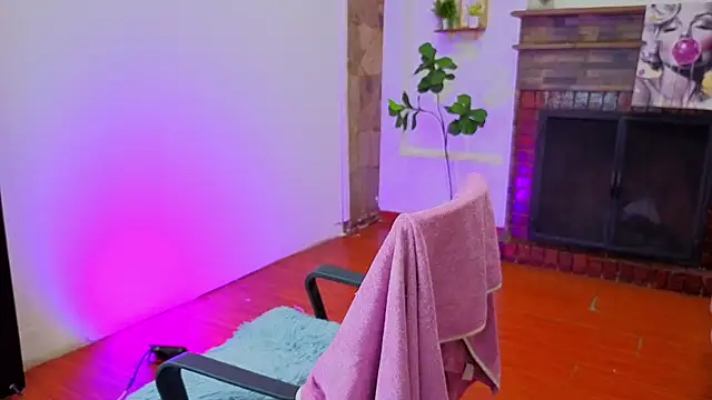 Snapshot of dulce_celeste15 chatting on March 10, 2026, 1:48 pm dulce celeste15 online show from March 10, 2026, 1:48 pm