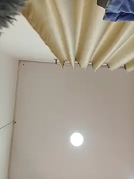 Snapshot of dulce_celeste15 chatting on April 8, 2026, 7:59 pm dulce celeste15 online show from April 8, 2026, 7:59 pm