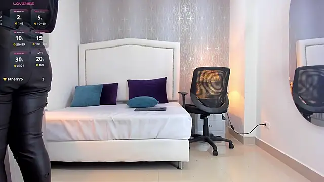 Snapshot of _Peach1_ chatting on January 14, 2026, 12:31 pm Peach1 online show from January 14, 2026, 12:31 pm