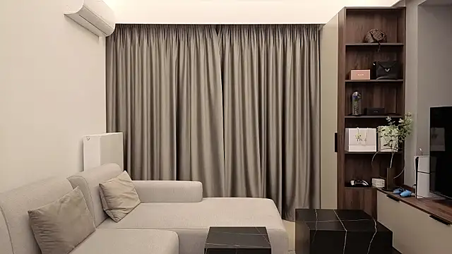 Snapshot of IrisNoire chatting on February 6, 2026, 8:16 pm IrisNoire online show from February 6, 2026, 8:16 pm