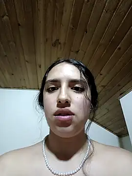 Snapshot of paulette_dupont chatting on September 30, 2025, 7:58 am paulette dupont online show from September 30, 2025, 7:58 am