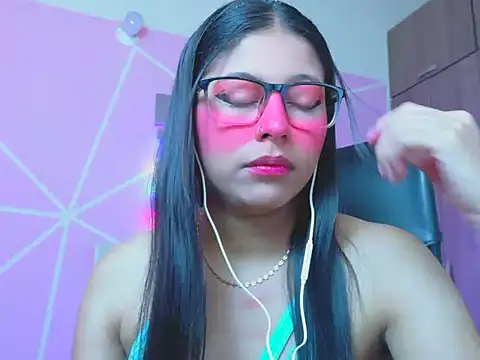  ALLYSON18  online show from May 28, 2026, 12:00 pm