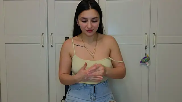 Snapshot of Niki_anlove chatting on November 19, 2025, 10:21 pm Niki anlove online show from November 19, 2025, 10:21 pm