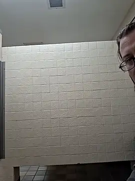 PNTlooker256 online show from March 1, 2026, 8:58 am