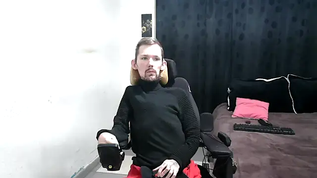 Snapshot of Sophia_and_Thomas chatting on March 1, 2025, 9:40 am Sophia and Thomas online show from March 1, 2025, 9:40 am