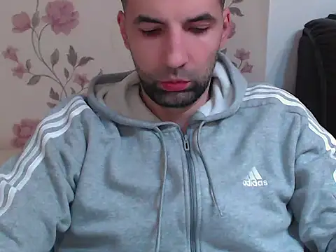 Leo 1617 online show from February 27, 2026, 9:58 pm