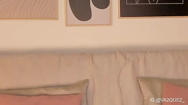 Snapshot of Heyloreley chatting on February 19, 2026, 3:14 am Heyloreley online show from February 19, 2026, 3:14 am