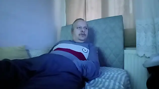 amylrmm1903 online show from November 12, 2025, 11:25 am