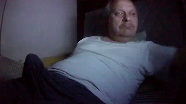 amylrmm1903 online show from May 9, 2026, 12:03 am