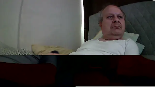 amylrmm1903 online show from May 10, 2026, 10:41 am