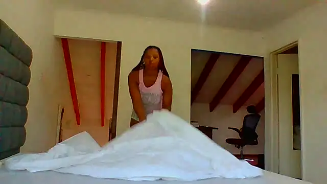 NickyBabes online show from December 2, 2025, 4:47 am