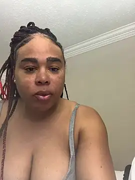 Snapshot of sexxycandyred chatting on January 21, 2025, 12:15 am sexxycandyred online show from January 21, 2025, 12:15 am