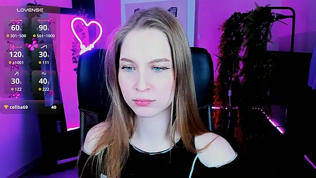 Snapshot of CuteMousee chatting on February 25, 2025, 8:53 pm CuteMousee online show from February 25, 2025, 8:53 pm