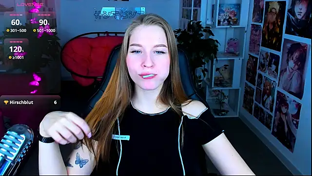 Snapshot of CuteMousee chatting on February 4, 2025, 2:32 pm CuteMousee online show from February 4, 2025, 2:32 pm