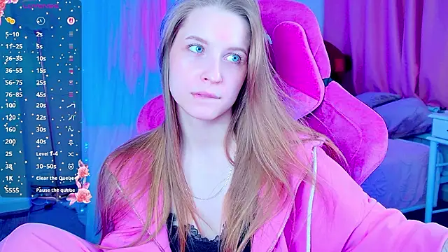 Snapshot of CuteMousee chatting on March 21, 2026, 9:36 am CuteMousee online show from March 21, 2026, 9:36 am