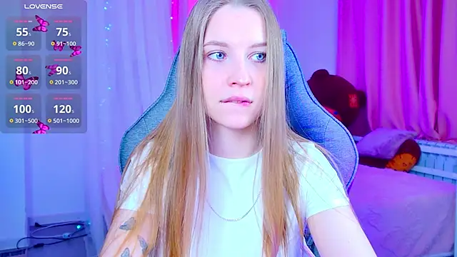 Snapshot of CuteMousee chatting on March 30, 2026, 6:37 am CuteMousee online show from March 30, 2026, 6:37 am