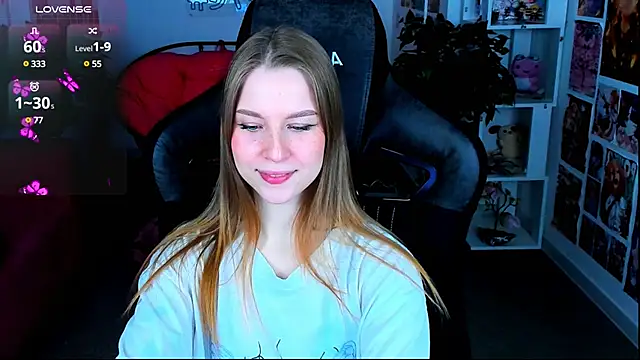 Snapshot of CuteMousee chatting on February 17, 2025, 5:36 am CuteMousee online show from February 17, 2025, 5:36 am