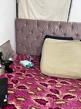 Nadia-melej online show from April 12, 2026, 11:46 am