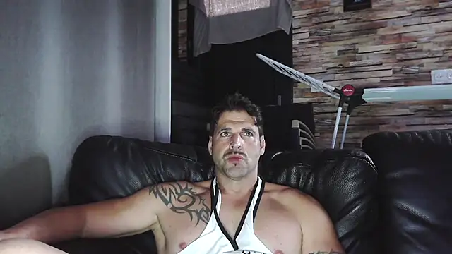 XxBigboybandxX online show from October 24, 2025, 3:44 pm