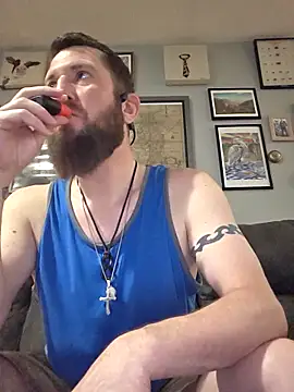 Icebearsticlese online show from April 24, 2026, 3:08 am