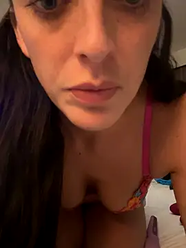 Snapshot of hornygirl98989 chatting on November 8, 2025, 12:03 am hornygirl98989 online show from November 8, 2025, 12:03 am