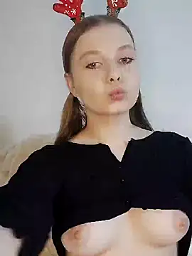 Snapshot of Ekaterina27 chatting on December 27, 2024, 9:06 am Ekaterina27 online show from December 27, 2024, 9:06 am
