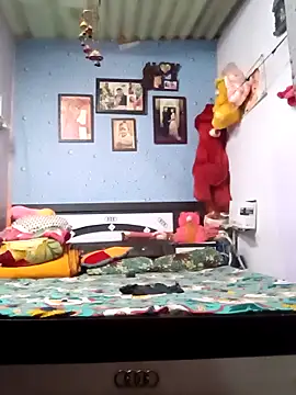 Bullgardenrnc123 online show from October 8, 2025, 8:20 pm