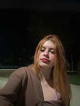 Isa smeraldy online show from September 18, 2025, 10:57 pm