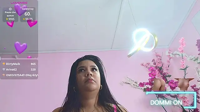 Snapshot of almendraevans chatting on February 24, 2025, 5:53 pm almendraevans online show from February 24, 2025, 5:53 pm