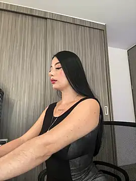 Snapshot of Libia_James chatting on March 15, 2025, 9:49 pm Libia James online show from March 15, 2025, 9:49 pm