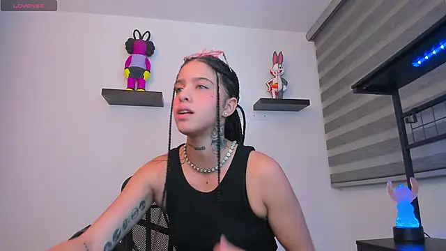 Snapshot of Gangster_Girl chatting on January 14, 2026, 4:05 am Gangster Girl online show from January 14, 2026, 4:05 am