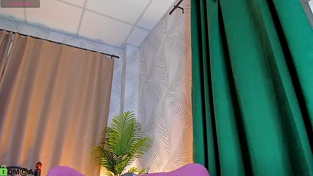 Snapshot of Lasly_Fox chatting on May 19, 2026, 12:26 am Lasly Fox online show from May 19, 2026, 12:26 am