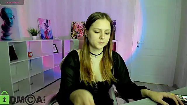 Lasly Fox online show from October 18, 2025, 12:34 am