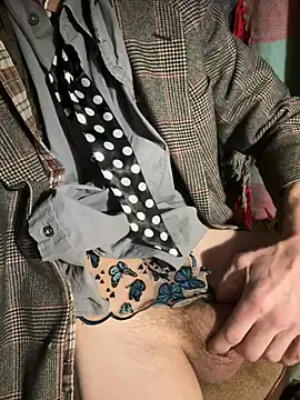 stroker-smoker online show from February 11, 2025, 9:03 pm